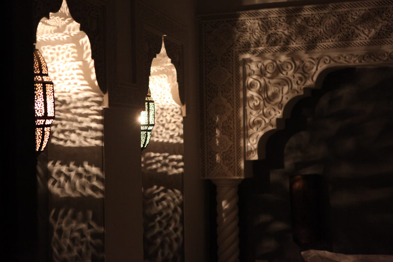 Mood lighting Casablanca suite, Riad in Marrakesh